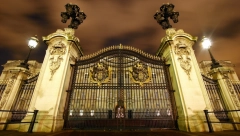 EKSPLOZIJA I POŽAR Drama ispred Bakingemske palate! (FOTO)