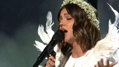 OREOL I KRILA BELOG ANĐELA! Breskvica oduševila javnost svojim izdanjem, ovaj detalj svima privukao pažnju