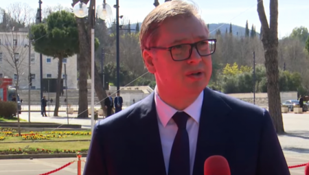 KURTIJEVI I ISLAMISTIČKI MEDIJI UDRUŽENI - PROTIV VUČIĆA SU KAO NOKAT I PRST! Na ovo je predsednik već upozoravao!