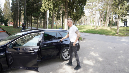 ĐORĐE DAVID NAKON SAOBRAĆAJKE PAZARIO NOVI AUTO! Otkriveno i zašto se odlučio za ovaj model