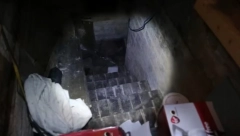PRESELIO SE U NOVI STAN I PRONAŠAO TAJNA VRATA Dole je bilo nešto totalno jezivo