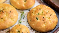 NIKAD BRŽE POGAČICE SA SIROM Jednostavno se prave, sastojci već kod kuće