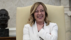 "MELONI JE NEONACISTA U DUŠI" Italijanski akademik pred sudom, usudio se da udari na Đorđu