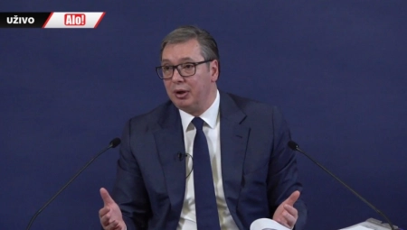 VUČIĆU STRANI PREDSTAVNIK TRAŽIO DA PREDA ĐILASU BEOGRAD Predsdednik Srbije ga odgovorom uništio za sva vremena