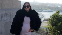 DŽEJEVA ĆERKA POKAZALA TRUDNIČKI STOMAK Marija raznežila mnoge, sa njom provodi najlepše dane!