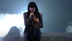 ISPLIVAO SNIMAK TEYA DORINIH FANOVA! Pali u trans kada je krenula pesma "Ramonda", mreže gore