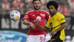 DORTMUND SE VRATIO NA POBEDNIČKI KOLOSEK Augzburg brojao do šest, Lajpcig slavio posle preokreta