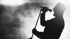 MORAO SAM KUĆU DA DAM ALBANCIMA! Pevač ispričao potresne detalje, izgubio sve na Kosovu, pa preživeo pakao!