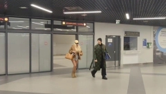 JELENA KARLEUŠA ZA ALO! U kratkom šortsu sletela iz Pariza, otkrila detalje razgovora sa Ronaldovom ženom
