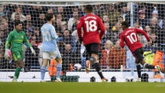 BOMBA RAŠFORDA UTIŠALA "ETIHAD" Spektakularan pogodak u derbiju Mančestera (VIDEO)