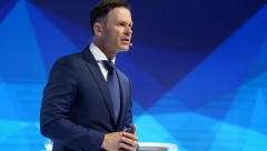 VAŠA NASILNA RETORIKA ZAUVEK ĆE NAS DRŽATI U RALJAMA PODELJENOG, NESLOBODNOG DRUŠTVA Mali reagovao na napad na Zvezdari