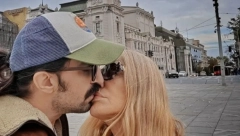 ISPLIVALA PRIVATNA SLIKA 35 godina mlađi muž Verice Rakočević u gaćama, evo šta rade