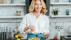 HRANA POSLE 50. GODINE Dijetolog savetuje šta treba jesti za niži holesterol, bolje pamćenje i jake kosti