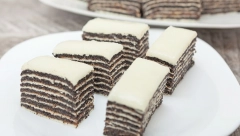 PUŽIĆI, KOLAČ SA JABUKAMA, MAKOVNJAČA, VALJUŠCI I ROZEN TORTA Najlepši slatkiši sa makom