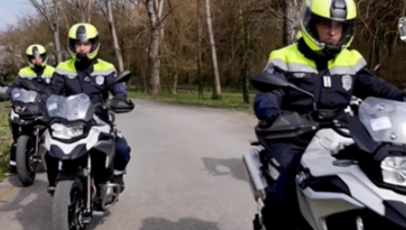 VAŽAN APEL PRED NOVU MOTO SEZONU: MUP poziva na poštovanje pravila i propisa kako bi zaštitili sebe, ali i druge u saobraćaju (VIDEO)