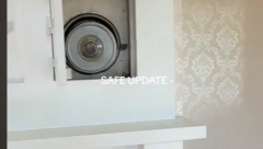 KUPILA KUĆU STARU 100 GODINA PA ZANEMELA OD ŠOKA Iza kamina krio se tajni sef, a unutra... (VIDEO)