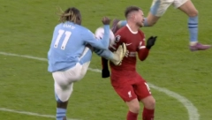 Čitav svet gleda ka Enfildu i pita se: KAKO OVO NIJE PENAL? (VIDEO)
