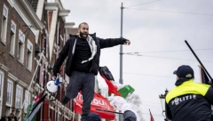 PROPALESTINSKI DEMONSTRANTI ZABARIKADIRALI ULAZE ZGRADE: Uhapšeno 13 osoba na Univerzitetu Stanford