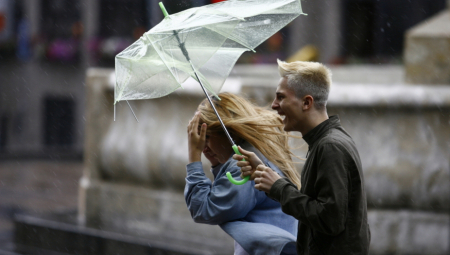 NAJJAČI UDARI KOŠAVE ĆE BITI U OVOM GRADU Evo kada se očekuje da će vetar prestati