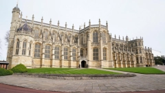 AUTO SE ZAKUCAO U KAPIJU KRALJEVSKE REZIDENCIJE Haos kod zamka Vindzor