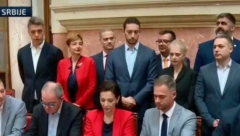 OPOZICIJA NASTAVLJA U SVOM STILU - SA UCENAMA Dobili datum izbora, a sad traže...