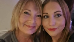 ĆERKA NAJAVILA DA ĆE UBITI MAJKU Ubadala je do smrti, nije htela da spusti nož ni kad je POLICIJA POČELA DA PUCA