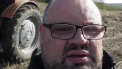 "U SELU GA SE SVI PLAŠE, MOLE ME DA GA NE PRIMIM NAZAD" Oglasio se vlasnik farme na kojoj je dečak sekirom ubio 12 jaganjaca