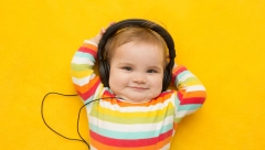OZBILJNO UPOZORENJE Eksperti otkrivaju kako slušalice utiču na zdravlje vašeg deteta, nije mala stvar