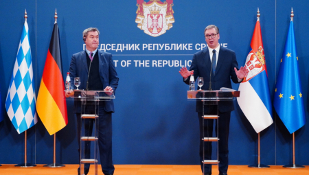 VUČIĆ SE OGLASIO VIDEO PORUKOM "Dan izuzetne prilike za budućnost Srbije"
