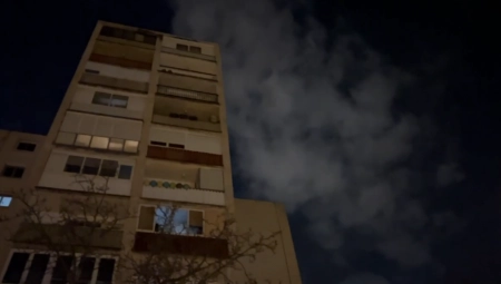 OSOBA POKUŠAVA DA SKOČI SA ZGRADE! Drama u Novom Sadu