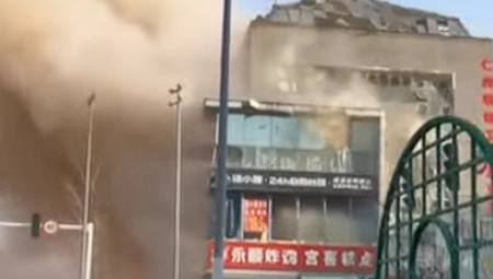 EKSPLOZIJA U RESTORANU U KINI Dve osobe su povređene (VIDEO)