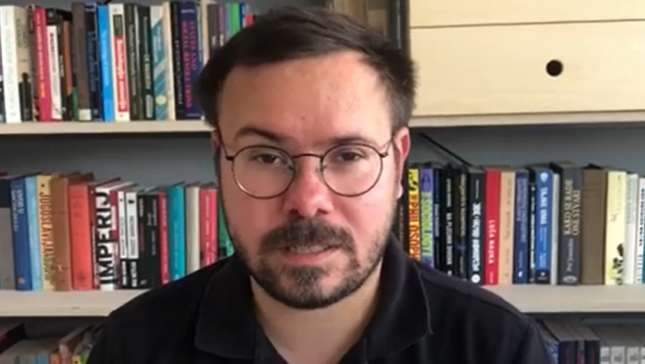 ĐILASOVO GLASILO BAR SA GLUPOSTIMA NE POSUSTAJE Kolumnista im briljirao, i isti lonac strpao i KRV PREDAKA I JABUKE I LITIJUM, nema dalje