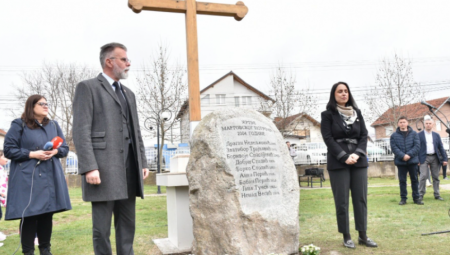 Otkriven spomenik žrtvama 17. marta 2004. na KiM povodom dve decenije od ovog zločina