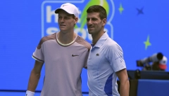 NE KRADI FORE, JA(D)NIČE Siner KOPIRAO Đokovića, ali je izostavio ono NAJVAŽNIJE (VIDEO)