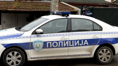 DRAMA U LESKOVCU Bosa žena ušla u ambulantu: Zabila sam mu sekiru u glavu, ne mogu više