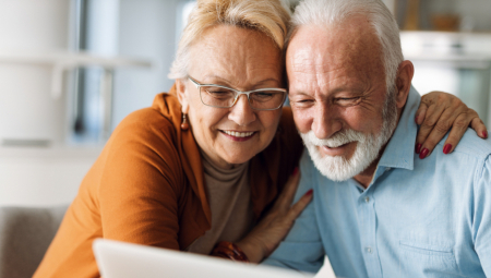STIŽU PARE NA RAČUNE! Saznajte ko prvi dobija novac i kada možete očekivati isplatu!