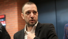 "NEMOJ DA IM ODGOVORIŠ..." Branioci dobacivali Zoranu Marjanoviću na suđenju, ročište odloženo!