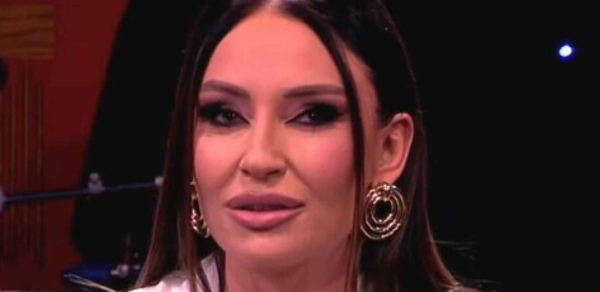 KATARINA ŽIVKOVIĆ SE OGLASILA IZ PORODILIŠTA Pevačica je njoj uputila posebnu poruku, a evo kako se osećaju ona i beba