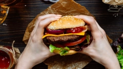 POSLE TROVANJA EŠERIHIJOM Mekdonalds povlači omiljeni hamburger iz restorana u SAD-u