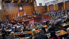 KOLUMNA DRAGUTINA MATANOVIĆA: Zasedanje Skupštine i politika toalet papira prozapadne opozicije