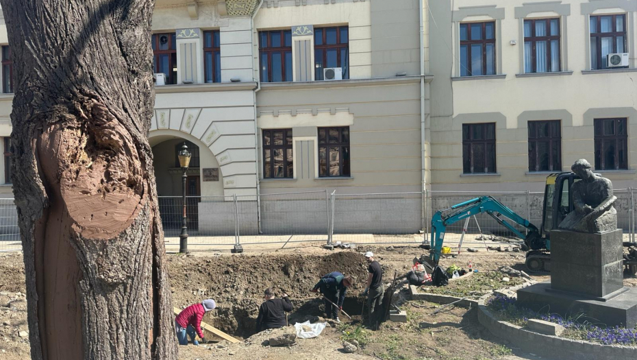 PRONAĐEN SKELET ISPRED ČAČANSKE GIMNAZIJE Kopali ulicu zbog rekonstrukcije, pa naišli na ljudske kosti, evo o čemu se radi