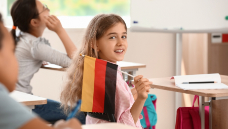 I ZA OVO SU KRIVI RUSI? Nemačka SVE DUBLJE tone, beleži dramatičan pad nataliteta