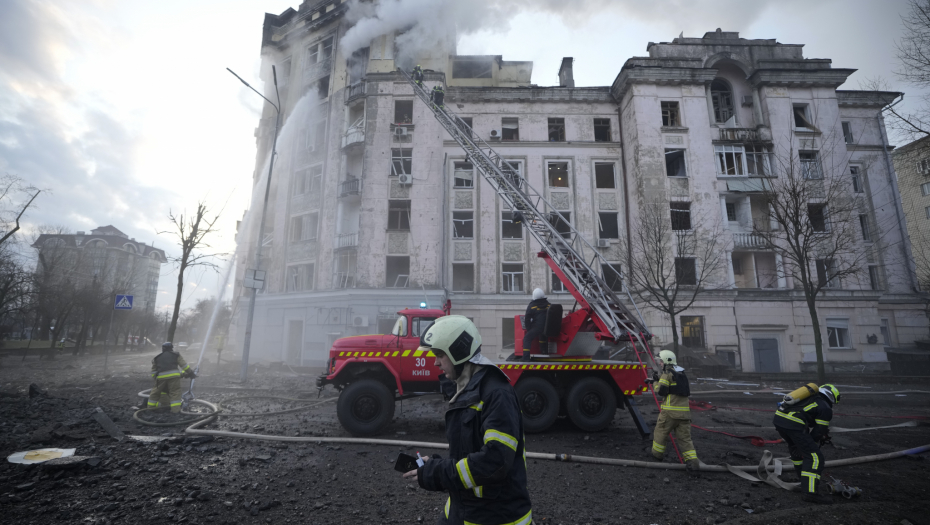RUSI NAPALI HARKOV Povređene tri osobe