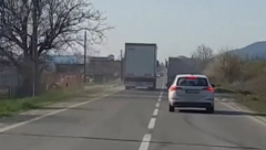 "OVO JE ZA ZATVOR" Prizor sa magistralnog puta kod Trstenika zgrozio vozače