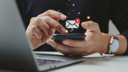 PREVARANTI OJADILI NESREĆNU ŽENU Nagovorili je i da proda stan i prebaci im novac