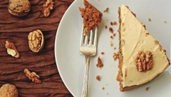 RAPSODIJA SA ORASIMA I JABUKAMA Fenomenalni desert koji niko ne odbija, a miriše na nedelju