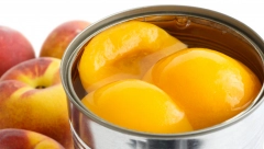 BOLJE OD SVEŽEG? Stručnjaci otkrivaju da li je voće iz konzerve zdravo, na ovo treba obratiti pažnju