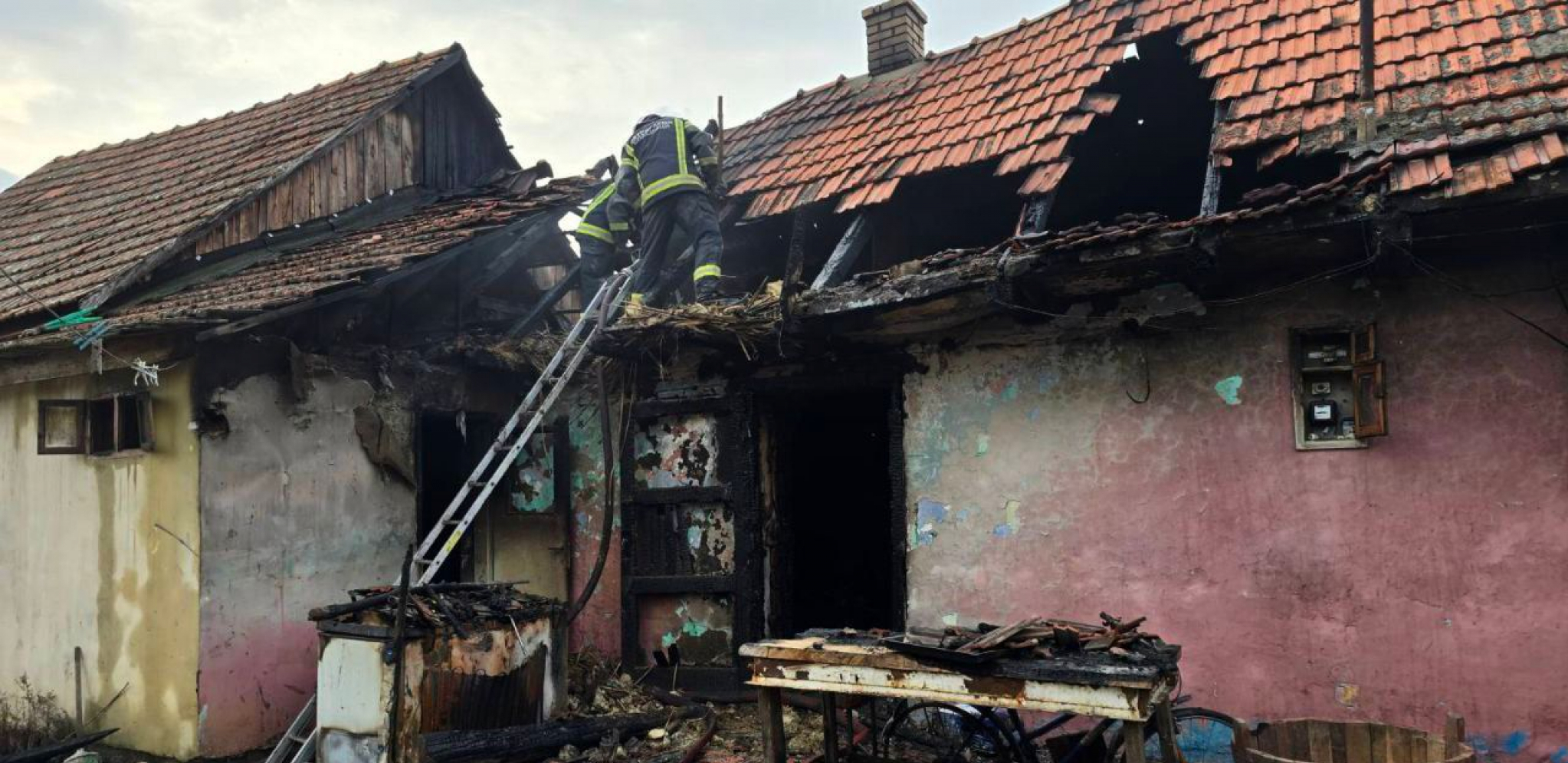 VATRA PROGUTALA KUĆU U LALIĆU Vlasnik završio u bolnici