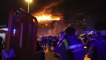 OTKRIVENO KAKO SU TERORISTI UPALI U HALU Novi detalji napada u Moskvi