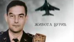 ŽIV NIJE HTEO MEĐU TERORISTE, OBRUŠIO SE AVIONOM NA NJIH Heroj Đurić je bio prva žrtva NATO te zlokobne 1999.